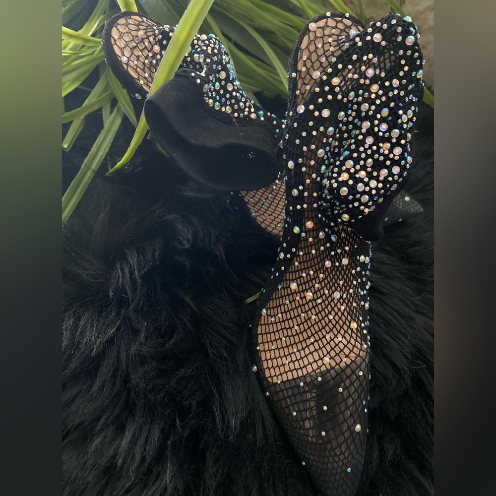 🤍 Fashion Nova Diamond Sock Heel - Picture 2 of 2